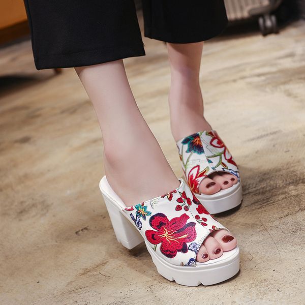 fashion leisure summer slides for women pvc square heel high flower platform slippers open toe shoes, Black
fashion leisure summer slides for women pvc square heel high flower platform slippers open toe shoes, Black