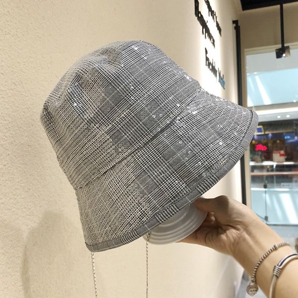 light luxury niche water container hat female chain tie all-match summer chic sequins sequins small face sun hat, Blue;gray
light luxury niche water container hat female chain tie all-match summer chic sequins sequins small face sun hat, Blue;gray