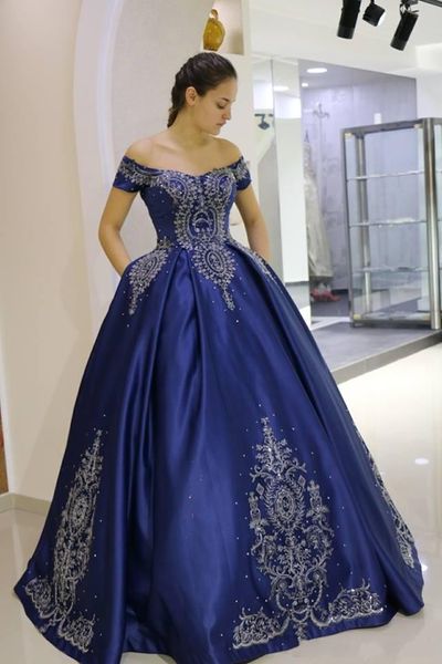 fashion royal blue gold embroidery quinceanera prom dresses satin with pockets sequins off shoulders puffy designer sweet 16 dress gowns, Blue;red
fashion royal blue gold embroidery quinceanera prom dresses satin with pockets sequins off shoulders puffy designer sweet 16 dress gowns, Blue;red
