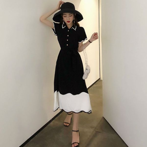 casual dresses 2021 summer color matching lapels button short-sleeved a word dress chic fashion slim waist long female black big swing, Black;gray
casual dresses 2021 summer color matching lapels button short-sleeved a word dress chic fashion slim waist long female black big swing, Black;gray