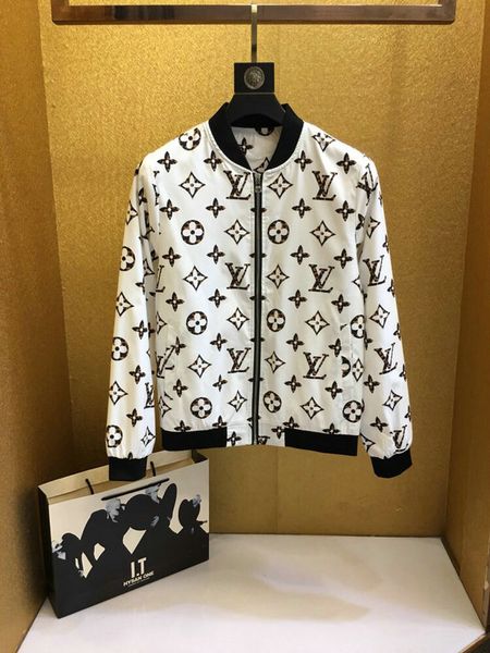 2020 new designer jacket mens luxury fashion simple wind breaker fabric stand-up collar fashionable men's casual jacket size m-3xl, Black;brown
2020 new designer jacket mens luxury fashion simple wind breaker fabric stand-up collar fashionable men's casual jacket size m-3xl, Black;brown
