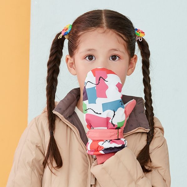 children's ski winter outdoor waterproof warm gloves and gloves windproof double layer velvet thickened warm six patterns available, White 
children's ski winter outdoor waterproof warm gloves and gloves windproof double layer velvet thickened warm six patterns available, White