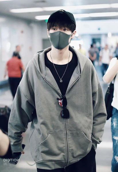 2021ss grey hoodie hip men women old street do washed hop wear dongguan_ss dgecd, Black
2021ss grey hoodie hip men women old street do washed hop wear dongguan_ss dgecd, Black
