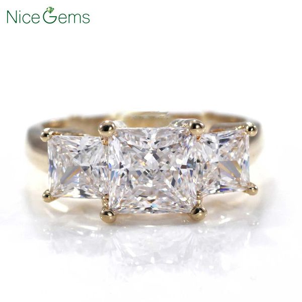 nicegems 14k yellow gold princess cut three stone ring center 1.5ct 6.5mm d color 3ctw moissanite diamond engagement ring vvs1 t200701, Slivery;golden
nicegems 14k yellow gold princess cut three stone ring center 1.5ct 6.5mm d color 3ctw moissanite diamond engagement ring vvs1 t200701, Slivery;golden