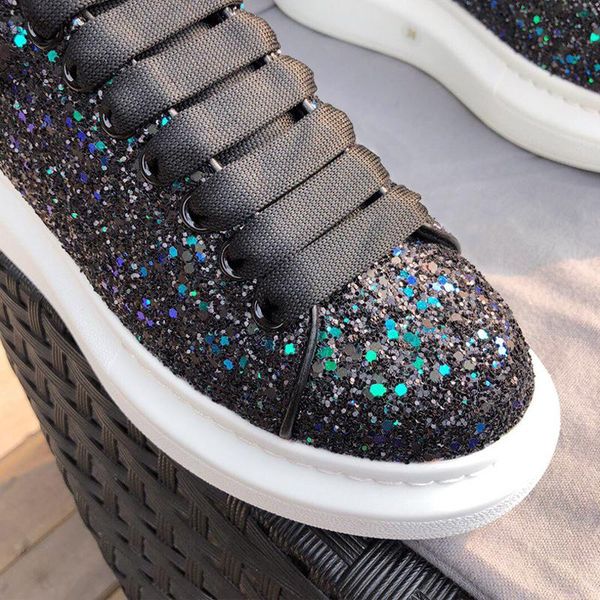 2018 дизайнер марка негабаритные sneaker особенности большой плоский негабаритный резиновая подошва sneaker сверкали из кожи теленка шнуровк, Black
2018 дизайнер марка негабаритные sneaker особенности большой плоский негабаритный резиновая подошва sneaker сверкали из кожи теленка шнуровк, Black