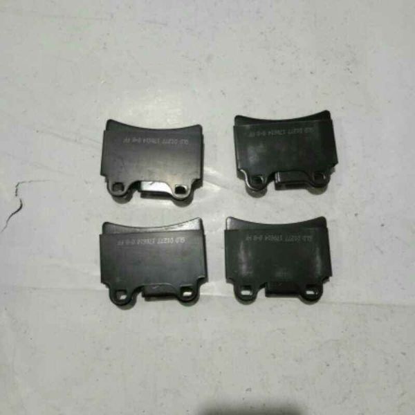 4piece/set car brake pads d1277 7l6698451b for volkswagentouareg
4piece/set car brake pads d1277 7l6698451b for volkswagentouareg