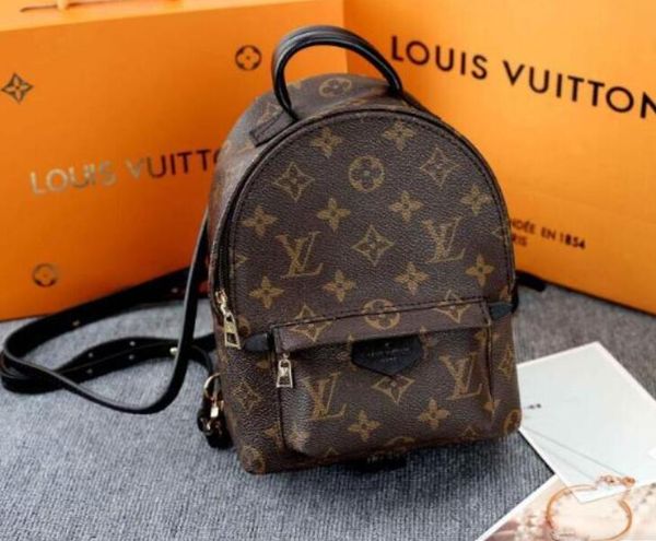 женщины Louis Vuitton LV Palm Spring рюкзак кожаная сумка сумка мини рюкзак сумка-мессенджер телефон кошелек
женщины Louis Vuitton LV Palm Spring рюкзак кожаная сумка сумка мини рюкзак сумка-мессенджер телефон кошелек