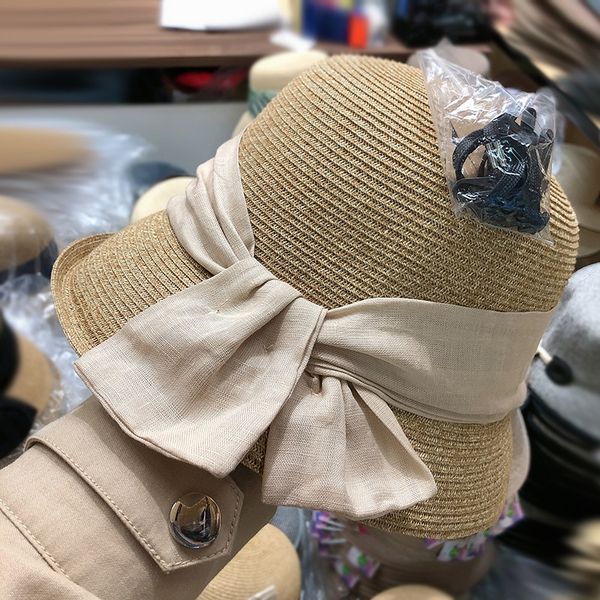 japan curled short eaves sun 2020 breathable straw sun hat holiday travel folding straw hat, Blue;gray
japan curled short eaves sun 2020 breathable straw sun hat holiday travel folding straw hat, Blue;gray