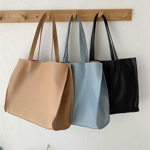 women handbag 2020 new summer fashion large-capacity crossbody messenger bag retro solid simple all match tote bag
women handbag 2020 new summer fashion large-capacity crossbody messenger bag retro solid simple all match tote bag