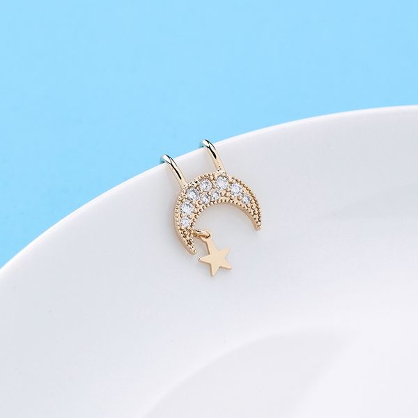 2019 new korea style girl earrings zircon simple geometric star moon small clip earrings for women fashion jewelry accessories, Silver
2019 new korea style girl earrings zircon simple geometric star moon small clip earrings for women fashion jewelry accessories, Silver