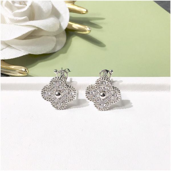 silver iced out premium diamond cluster zirconia round flower stud earrings for women hip hop luxury designer jewelry women earring with box, White
silver iced out premium diamond cluster zirconia round flower stud earrings for women hip hop luxury designer jewelry women earring with box, White