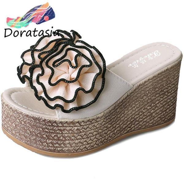 doratasia fahsion women flower platform open toe wedge straw heel shoes slippers women party casual slip on slippers, Black
doratasia fahsion women flower platform open toe wedge straw heel shoes slippers women party casual slip on slippers, Black