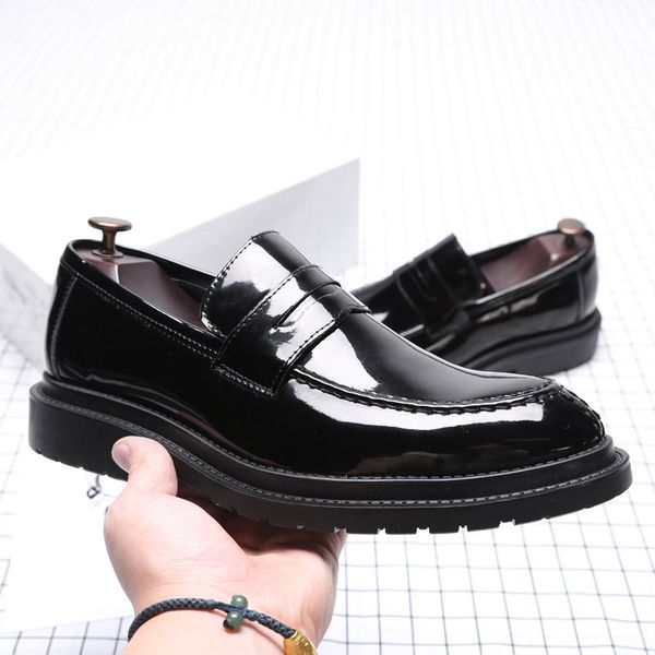 trend men's korean-style thick bottomed leather shoes shoes patent leather pointed-toe men's foot covering casual business, Black
trend men's korean-style thick bottomed leather shoes shoes patent leather pointed-toe men's foot covering casual business, Black