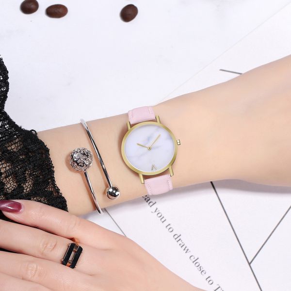 donne moda leather watch luxury analog quartz wristwatch casual crystal wrist watch armbanduhr regarder, Slivery;brown
donne moda leather watch luxury analog quartz wristwatch casual crystal wrist watch armbanduhr regarder, Slivery;brown