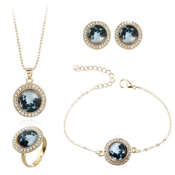 5pcs/set alloy luminous star set planet necklace bracelet ear studs ring crystal glow in the darkness jewelry christmas gift, Silver
5pcs/set alloy luminous star set planet necklace bracelet ear studs ring crystal glow in the darkness jewelry christmas gift, Silver