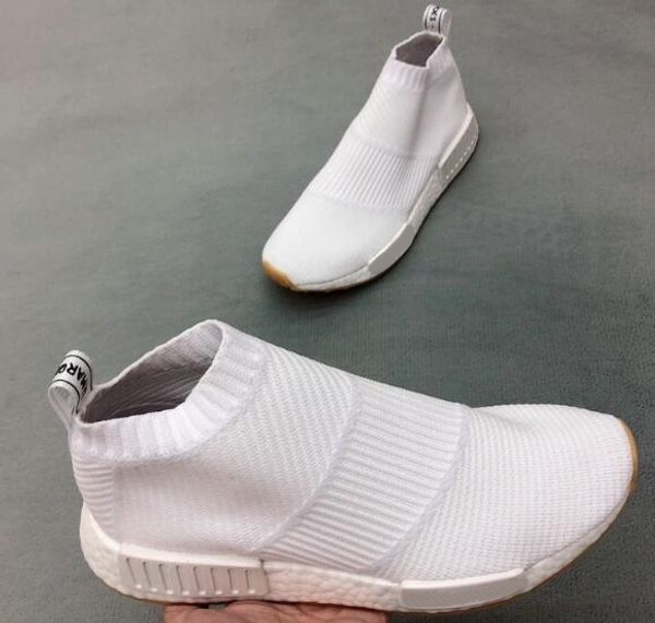 2020 r1 knitting fashion casual sports shoes women trainers athletic sports running shoes for men boots online training sneakers, White;red
2020 r1 knitting fashion casual sports shoes women trainers athletic sports running shoes for men boots online training sneakers, White;red