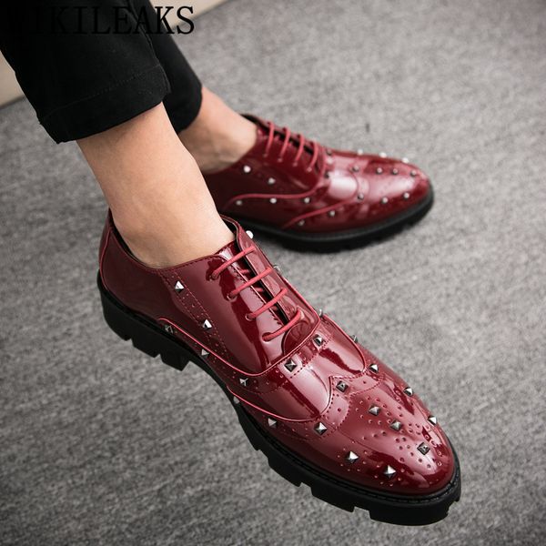 brogue shoes men oxford rivet italian men wedding shoes coiffeur gold classic glitter fashion, Black
brogue shoes men oxford rivet italian men wedding shoes coiffeur gold classic glitter fashion, Black