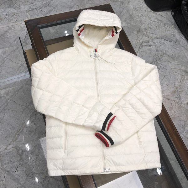 Winter men jacket 95 white duck down coat hooded male thin ection luxury men wear color trip down jacket, Black
Winter men jacket 95 white duck down coat hooded male thin ection luxury men wear color trip down jacket, Black
