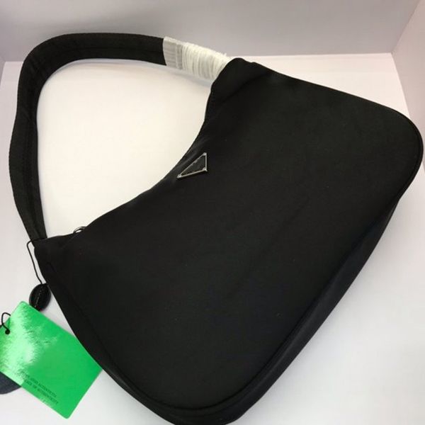 высокого качества женщины сумки нейлон crossbody сумка женщины сумка груди классического плеча сумка женщина подмышки мешок hobos сумка своб
высокого качества женщины сумки нейлон crossbody сумка женщины сумка груди классического плеча сумка женщина подмышки мешок hobos сумка своб