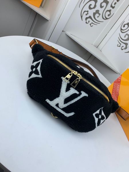 2020 stlye bumbag cross body shoulder bag fashion waist bags temperament bumbag cross fanny pack bum waist bags 43644 37x14 x13cm
2020 stlye bumbag cross body shoulder bag fashion waist bags temperament bumbag cross fanny pack bum waist bags 43644 37x14 x13cm