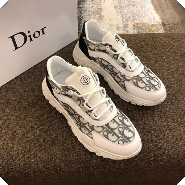 2019 spring and autumn men's casual sports shoes men's designer leather outdoor sports skateboard shoes one generation with the or
2019 spring and autumn men's casual sports shoes men's designer leather outdoor sports skateboard shoes one generation with the or