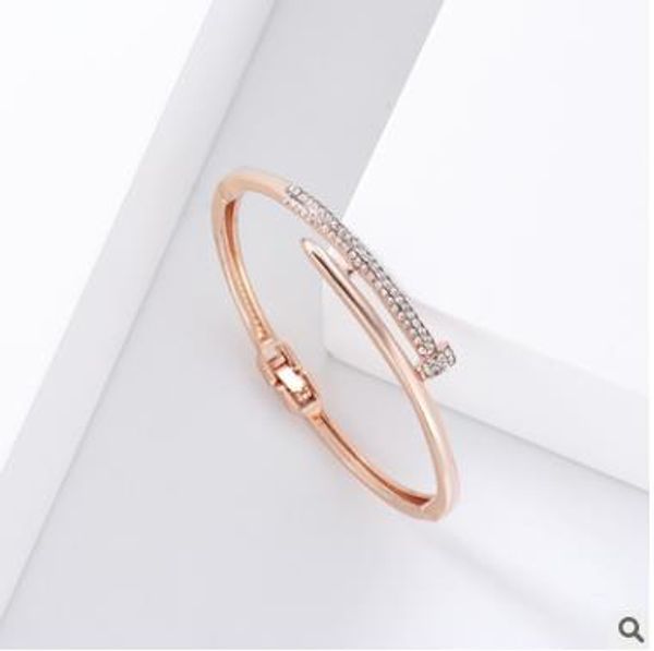 fashion design charm lady's gold silver rose gold crystal bracelet flash drill hand catenary alloy jewelry, Black
fashion design charm lady's gold silver rose gold crystal bracelet flash drill hand catenary alloy jewelry, Black