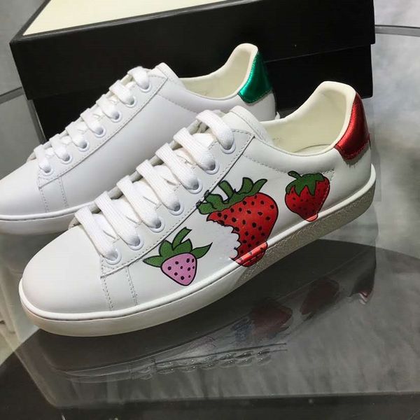 2020 new counters men's shoes women's style couple popular designer flat shoes black and white sports casual shoes
2020 new counters men's shoes women's style couple popular designer flat shoes black and white sports casual shoes