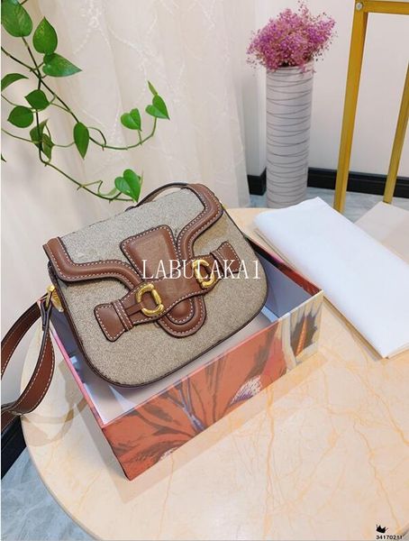2020 newset luxury women lady messenger bags letter pattern satchel genuine leather designer shoulder bag chain handbags purse
2020 newset luxury women lady messenger bags letter pattern satchel genuine leather designer shoulder bag chain handbags purse