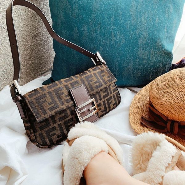 trenadorab diamond women handbag fashion bee messenger style leather female shoulder purses3, Black
trenadorab diamond women handbag fashion bee messenger style leather female shoulder purses3, Black