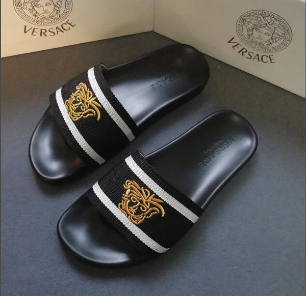 Палаццо Медуза Горки для бассейна с тисненой головой Медузы Резиновые слипоны Ре
Палаццо Медуза Горки для бассейна с тисненой головой Медузы Резиновые слипоны Ре