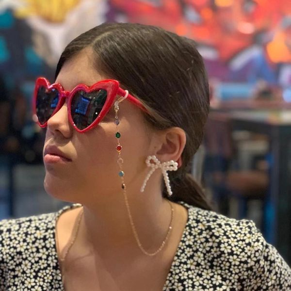 fashionable and simple colorful glass bead glasses chain sunglasses chain sunglasses non-slip hanging chain
fashionable and simple colorful glass bead glasses chain sunglasses chain sunglasses non-slip hanging chain