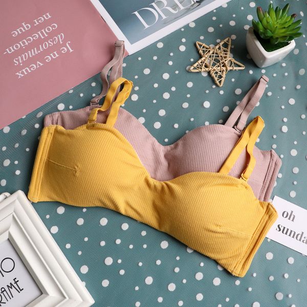 wriufred simple bra thin cup student high school girl no trace no underwire underwear women adjusted bralette, Red;black
wriufred simple bra thin cup student high school girl no trace no underwire underwear women adjusted bralette, Red;black