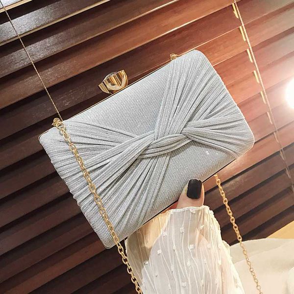 bow square clutch bag 2020 fashion new women's party handbag diamond buckle chain shoulder messenger bag
bow square clutch bag 2020 fashion new women's party handbag diamond buckle chain shoulder messenger bag