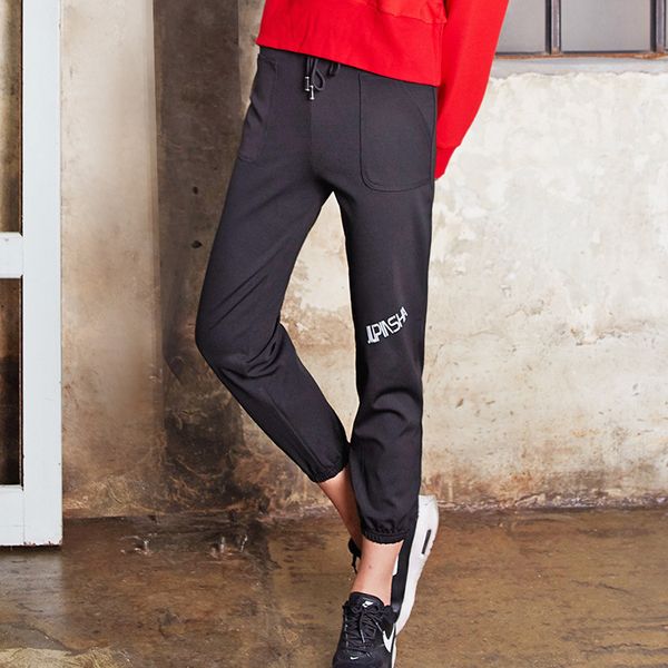 2018 spring and autumn new style loose-fit slimming athletic pants women's tang zi yoga running elasticity capri pants a generat, Black;blue
2018 spring and autumn new style loose-fit slimming athletic pants women's tang zi yoga running elasticity capri pants a generat, Black;blue