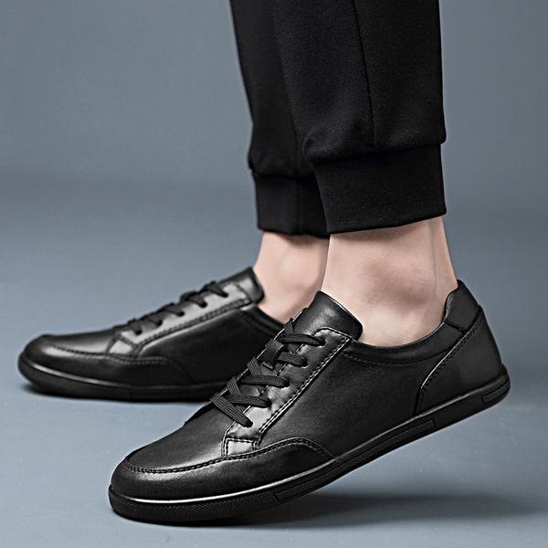 men genuine leather shoes breathable male casual flats oxfords new fashion outdoor spring autumn breathable men shoes, Black
men genuine leather shoes breathable male casual flats oxfords new fashion outdoor spring autumn breathable men shoes, Black