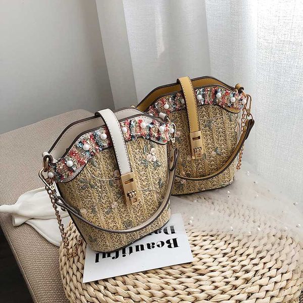 2019 mini ladies messenger bag fashion straw shoulder bag chain crossbody mobile phone clutch handbag
2019 mini ladies messenger bag fashion straw shoulder bag chain crossbody mobile phone clutch handbag