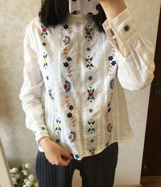 women's blouses & shirts woman shirt openwork flower embroidery 100% cotton with natural shell button, White
women's blouses & shirts woman shirt openwork flower embroidery 100% cotton with natural shell button, White
