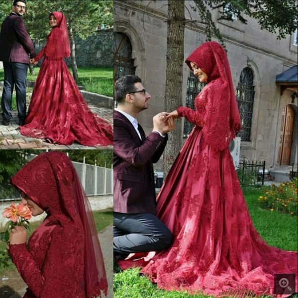 2020 dubai arabic vintage wine lace prom dresses muslim high neckline with pearls long sleeves modest prom gowns sweet 16 party dress, Black
2020 dubai arabic vintage wine lace prom dresses muslim high neckline with pearls long sleeves modest prom gowns sweet 16 party dress, Black