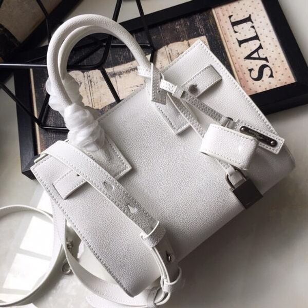 luxury women designer handbags mini retro organ bag adjustable chain crossbody bag genuine leather handbags purses messenger bag tote bags
luxury women designer handbags mini retro organ bag adjustable chain crossbody bag genuine leather handbags purses messenger bag tote bags