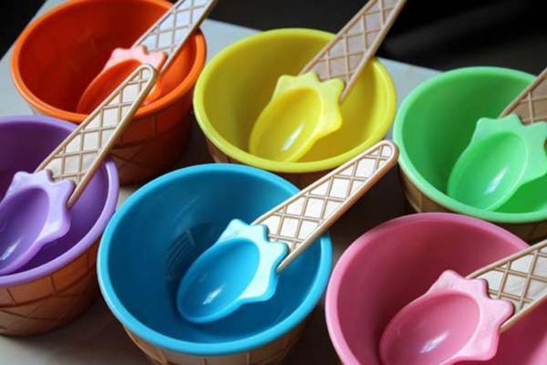 1pc reusable cute ice cream bowls with a spoon ice cream cup couples bowl gifts dessert children love
1pc reusable cute ice cream bowls with a spoon ice cream cup couples bowl gifts dessert children love