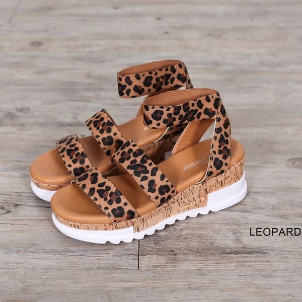 2020 new fashion solid platform sandals women serpentine peep toe mid heel wedges ankle buckle strap sandalia female shoes, Black
2020 new fashion solid platform sandals women serpentine peep toe mid heel wedges ankle buckle strap sandalia female shoes, Black