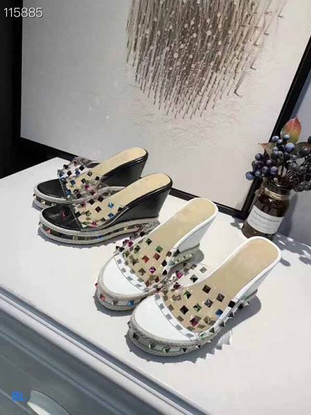 fashion designer women shoes high heels slippers sandals transparent rivet wedge sandals for women high heels sandals designer flip flop, Black
fashion designer women shoes high heels slippers sandals transparent rivet wedge sandals for women high heels sandals designer flip flop, Black