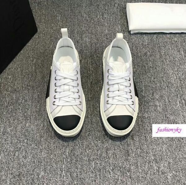 limited cooperation b23 single m classic as the main vision, in the way of large-area printing on the upper sweethearts shoes 42 boxb23, Black
limited cooperation b23 single m classic as the main vision, in the way of large-area printing on the upper sweethearts shoes 42 boxb23, Black