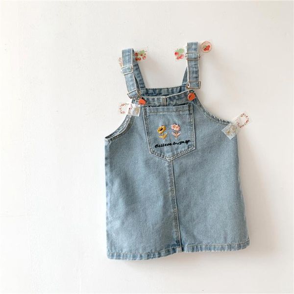 summer girls dress children's princess washed jeans embroidery overalls dress kids clothes vestidos s10927, Red;yellow
summer girls dress children's princess washed jeans embroidery overalls dress kids clothes vestidos s10927, Red;yellow