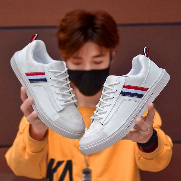 white sneakers men skateboarding shoes 2020 fashion classic casual breathable joker simple sneakers man chaussure homme, Black
white sneakers men skateboarding shoes 2020 fashion classic casual breathable joker simple sneakers man chaussure homme, Black