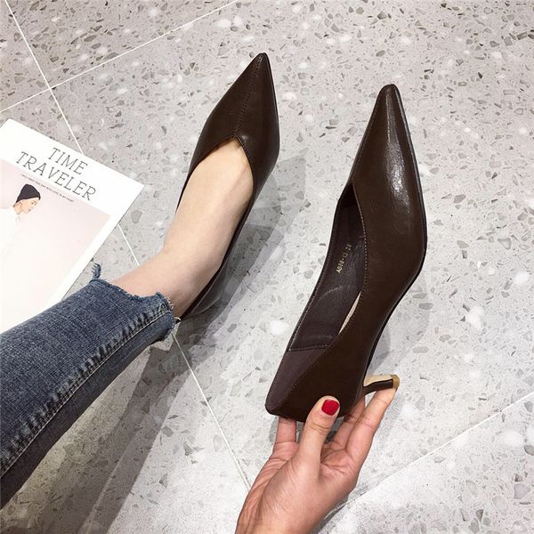 2020 women comfortable high heels wedding pumps pointed toe brown black valentine heels scarpins new office ladies shoes
2020 women comfortable high heels wedding pumps pointed toe brown black valentine heels scarpins new office ladies shoes