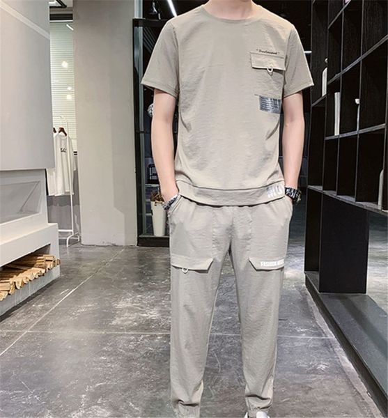 мужчины конструктор два piece set crew neck письмо печать men костюмы caual с карманного коротким рукавом брюки, Gray
мужчины конструктор два piece set crew neck письмо печать men костюмы caual с карманного коротким рукавом брюки, Gray