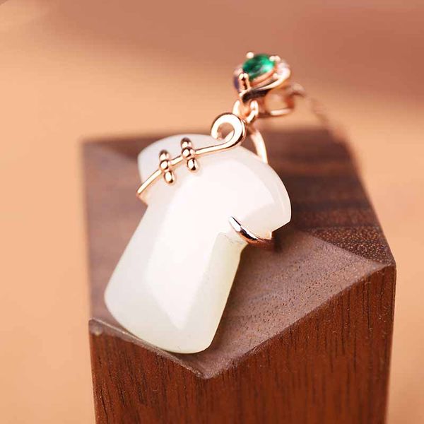 natural jade and tianyu pendant women's s925 silver-encrusted white jade rose gold cheongsam dress pendant jade-pei necklace
natural jade and tianyu pendant women's s925 silver-encrusted white jade rose gold cheongsam dress pendant jade-pei necklace