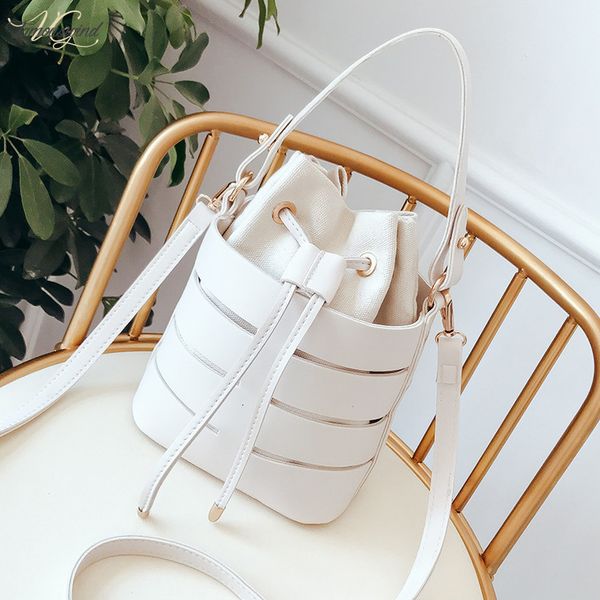 2020 pu new fashion hollow out crossbody bags for women pu leather small portable bucket bag wild single shoulder messenger bag
2020 pu new fashion hollow out crossbody bags for women pu leather small portable bucket bag wild single shoulder messenger bag