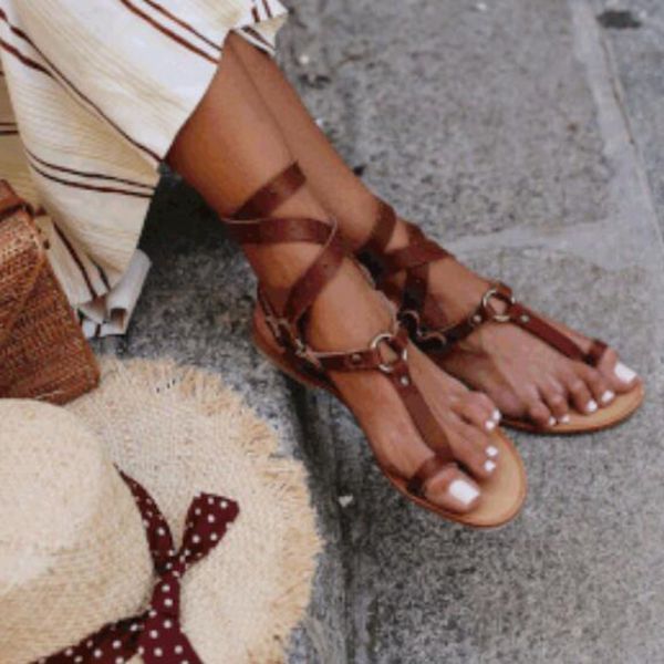 2020 new summer open toe flat flip flops women cross strap beach shoes ankle strap gladiator sandals women big size 43, Black
2020 new summer open toe flat flip flops women cross strap beach shoes ankle strap gladiator sandals women big size 43, Black